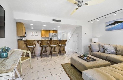 Crescent Beach Condo | Crescent Sandpiper 214 OCEANFRONT -Oceanside pool Crescent Beach St Augustine