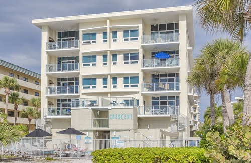Siesta Key Condo | Crescent Siesta Key Unit 406. Thanksgiving and Christmas special!