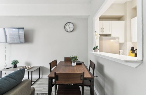 Midtown Apartment | Crest at Peachtree 305 spacious 1 Bd 1 Bth
