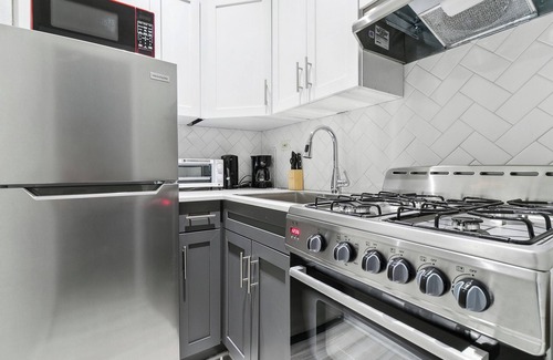 Midtown Apartment | Crest at Peachtree 314 spacious 1 Bd 1 Bth