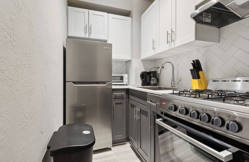 Midtown Apartment | Crest at Peachtree 401 spacious 1 Bd 1 Bth