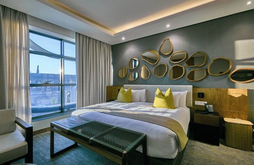 Jwaneng Hotel | Cresta Grande Jwaneng