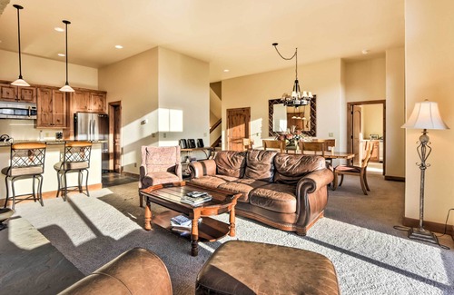 Crested Butte House | Crested Butte Townhome w/Views - Steps to Lifts!