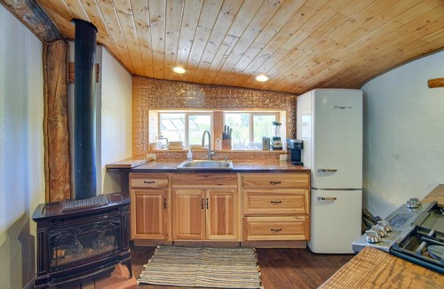 Crestone Apartment | Crestone Whimsy - Bohemian Mountain Retreat!