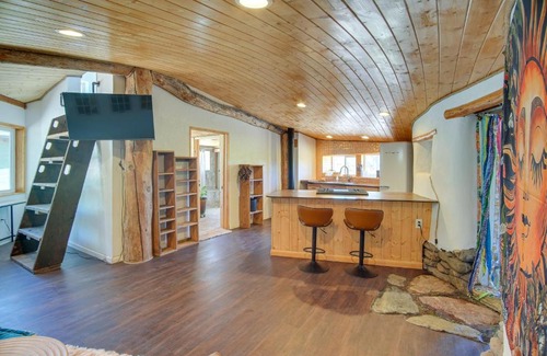 Crestone Apartment | Crestone Whimsy - Bohemian Mountain Retreat!