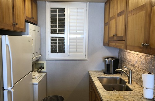Maalaea Condo | Crew Rest Maui - 2BR/2BA, Oceanfront, Superior Views, A/C, sleeps 6