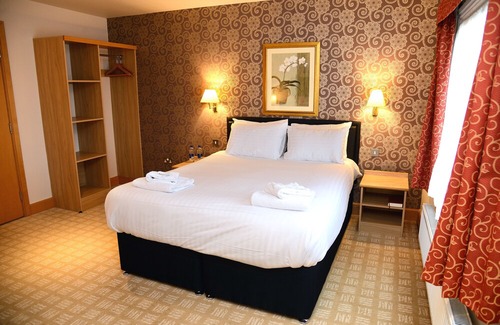 Swarkestone Hotel | Crewe & Harpur, Derby by Marston's Inns