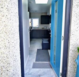Criccieth Apartment | Criccieth- STUDIO GLAN ERIN BACH