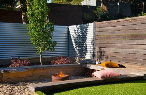 Daylesford House | Cricklewood- 2 bedroom enchanting miner's cottage