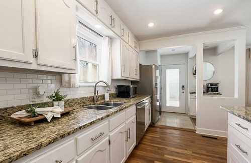 Northport Cottage | Crimson Cottage