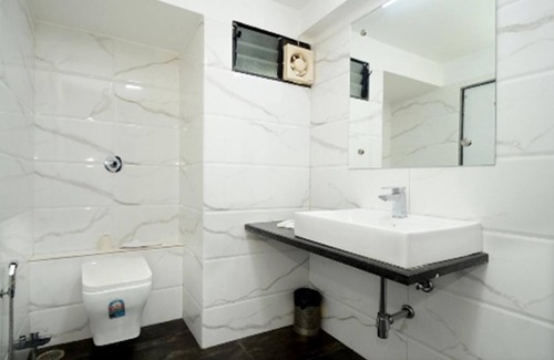 Nathdwara Hotel | Crimson Park Shripriya Hotel