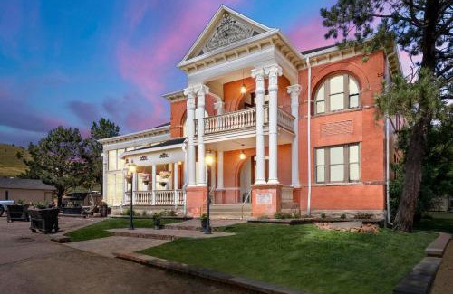 Cripple Creek Hotel | Cripple Creek Hospitality House