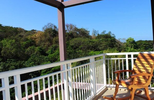 Nasugbu Apartment | CRIS VILLA at MIRANDA 411B Pico de Loro Beach Resort