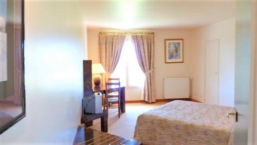 Saint-Pere Hotel | Crispol