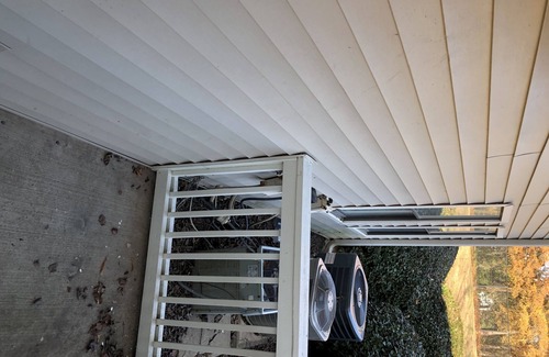 Sandy Springs Apartment | CRISSIE’S HIDEAWAY