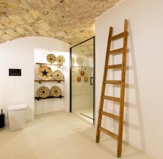 Cagliari Bed & Breakfast | Crobi Museum and Suites