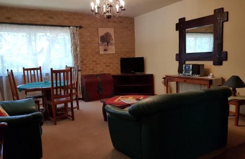 Greater Johannesburg Metropolitan Area House | Crocodile Lodge cc