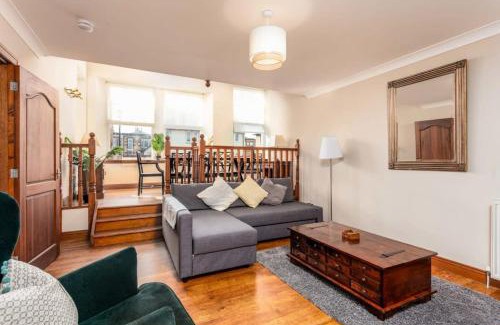 Ayr Apartment | Cromwell Corner - Donnini Apartments