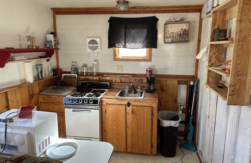 Cohoe Cabin | Crooked Creek Cabin #1 Close to the Water - Small Studio