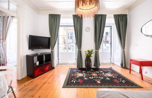 Santo Estevao Apartment | Crooked House Alfama