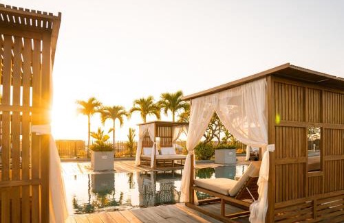 Laksmana Hotel | Cross Paasha Bali Seminyak