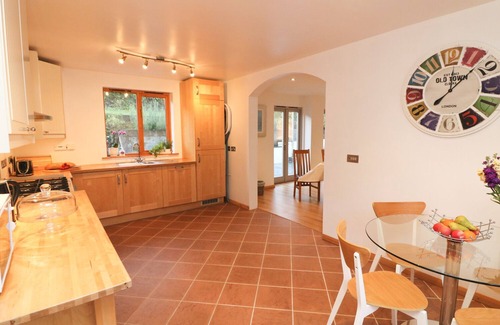 Shirwell Cottage | CROSS SYKE BARN, family friendly, with open fire in Barnstaple