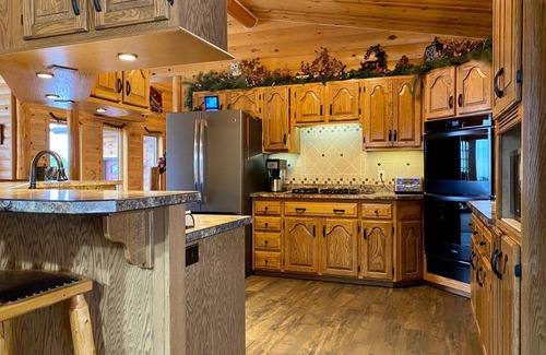 Spearfish Cabin | Crow Peak’s Last Best Place. (Sleeps 8)