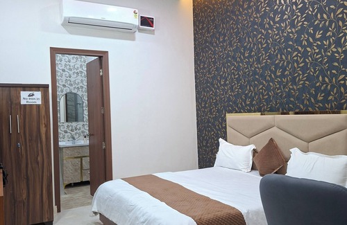Ludhiana Hotel | Crown Classic Villa