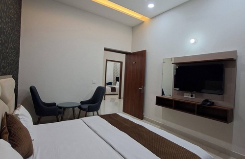 Ludhiana Hotel | Crown Classic Villa
