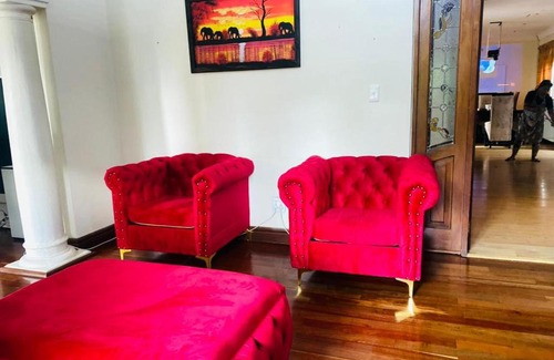 Waterkloof House | Crown Guesthouse Waterkloof