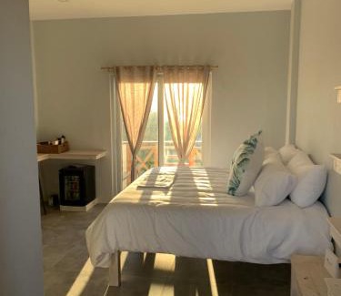 Logon Hotel | Crown Malapascua