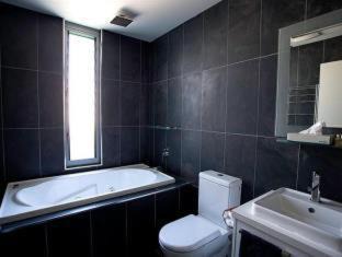 Cooks Hill Apartment | Crown on Darby Newcastle