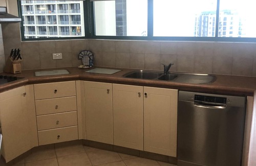 Surfers Paradise Apartment | Crown Towers 3 Bdrm Property
