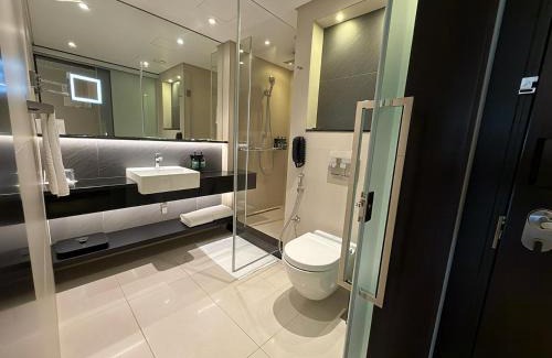 Diplomatic Area Hotel | Crowne Plaza Bahrain by IHG