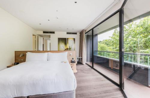 City East Hotel | Crowne Plaza Canberra by IHG