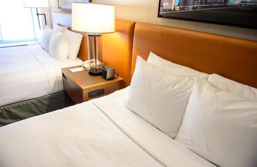 Herndon Hotel | Crowne Plaza Dulles Airport by IHG