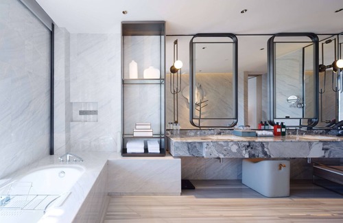 Zhanggong District Hotel | Crowne Plaza Ganzhou by IHG
