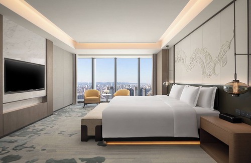 Huaiyin Hotel | Crowne Plaza Jinan Runhua Hotel by IHG