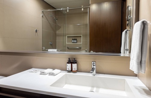 Tocumen Hotel | Crowne Plaza Panama Airport by IHG