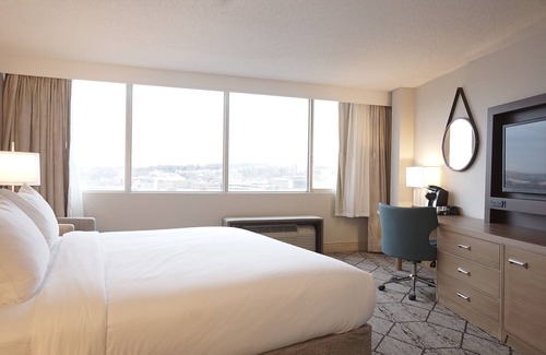 Downtown Syracuse Hotel | Crowne Plaza Syracuse, an IHG Hotel