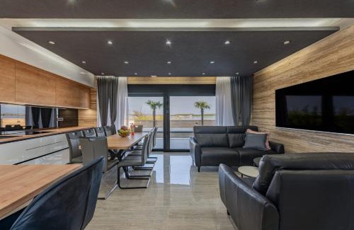 Privlaka Villa | CROWONDER Villa Travera 2 with Heated Swimming Pool - CROWONDER LUXURY RENT