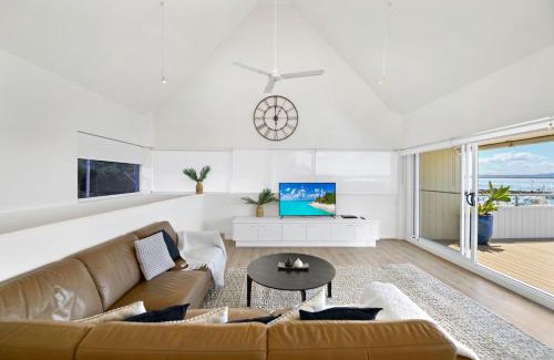 Nelson Bay Apartment | Crows Nest 6 Teramby Road D Albora Marina