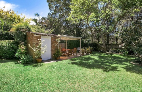 Crows Nest Apartment | Crows Nest - HUNT1 - Huntington Street - Ground Floor 1BR Retreat with Garden Access Near Vibrant Crows Nest