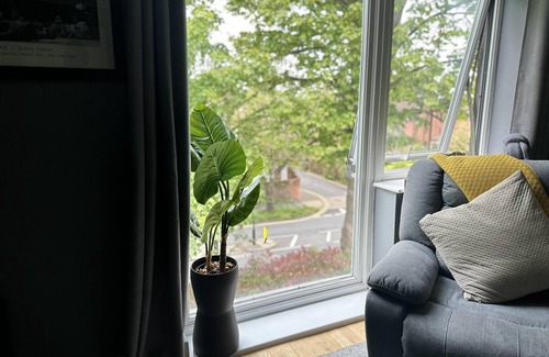 Croham Apartment | Croydon Cozy Retreat - 2 Bedroom Luxury Home