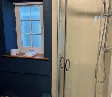 Rodhuish House | Croydon House