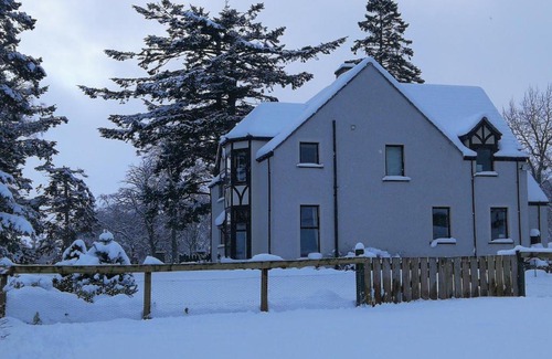 Newtonmore House | Crubenbeg Country House
