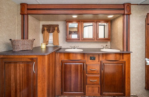 Lindale House | Crusader Fifth Wheel