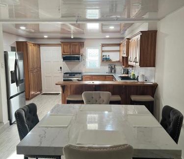 Crown Point House | Crusoe Escape Villa