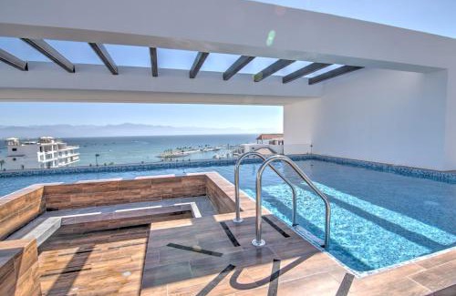 La Cruz de Huanacaxtle Apartment | Cruz del Mar - Panoramic Rooftop Pool Views Near Marina