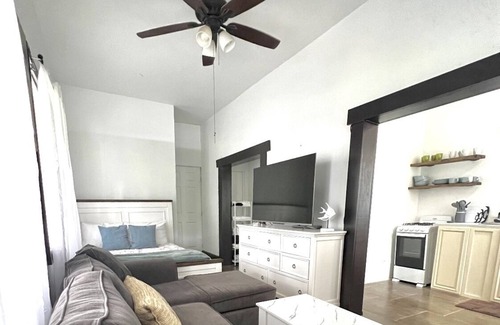 Hannah's Rest House | Cruzan Bliss at Sandy Point! 5 mins to Frederiksted!